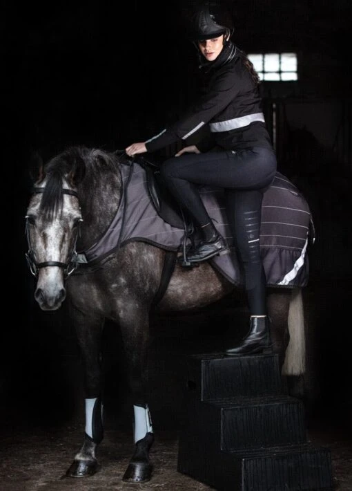 Amigo Reflectech Competition Sheet - Grey/Black